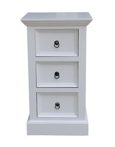 white furniture,white bedside